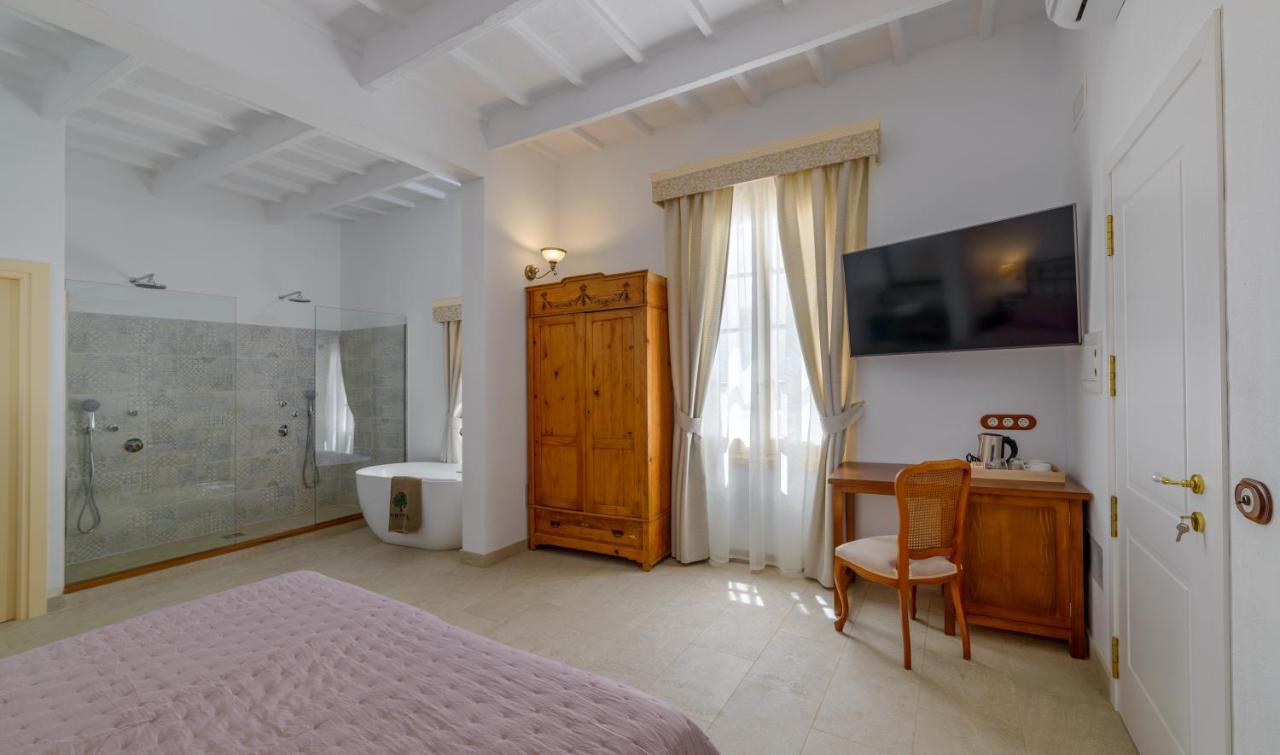 Seranova Luxury Hotel - Adults Only Ciutadella  Bagian luar foto
