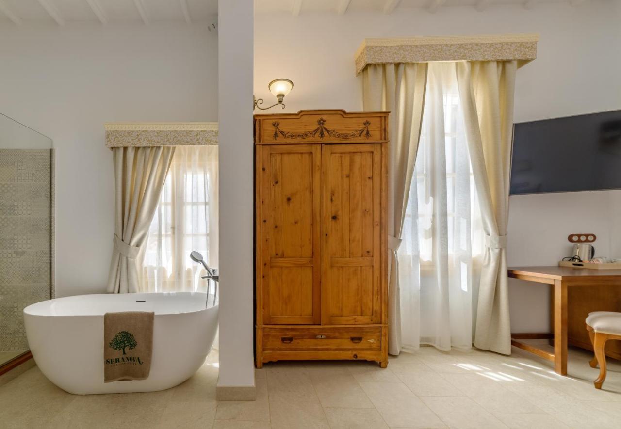 Seranova Luxury Hotel - Adults Only Ciutadella  Bagian luar foto