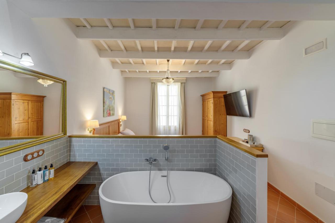 Seranova Luxury Hotel - Adults Only Ciutadella  Bagian luar foto