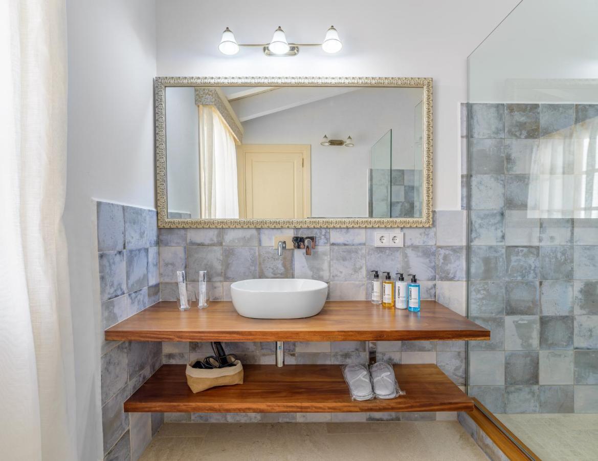 Seranova Luxury Hotel - Adults Only Ciutadella  Bagian luar foto