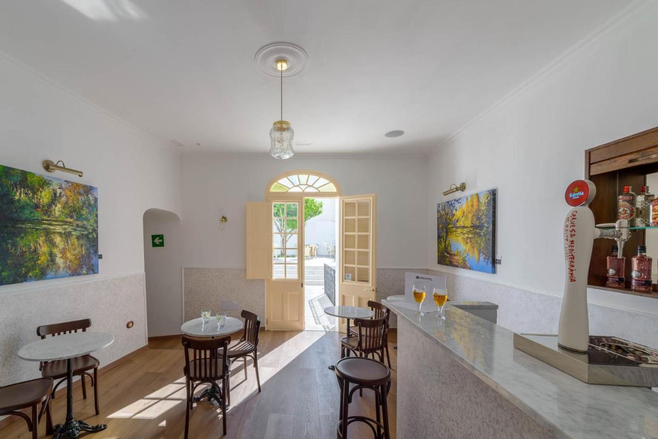 Seranova Luxury Hotel - Adults Only Ciutadella  Bagian luar foto